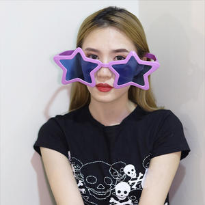 <span class=keywords><strong>Gafas</strong></span> <span class=keywords><strong>de</strong></span> <span class=keywords><strong>Sol</strong></span> Jumbo <span class=keywords><strong>de</strong></span> Fiesta HLC con Impresión <span class=keywords><strong>de</strong></span> Logotipo, Forma <span class=keywords><strong>de</strong></span> Corazón, Estrella y Redondas, para Disfraces, Carnaval, Cosplay - Product Image 4