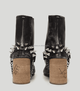 100% cuir de veau goujon en détresse fendu Tabi orteil bottes pour femmes en détresse bottes Tabi métal <span class=keywords><strong>Punk</strong></span> femmes cheville Tabi bottes cloutées - Product Image 3