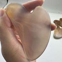 Tabla de Gua Sha de Ágata Roja Natural con Forma de Dedo y Patrón de Corazón, Herramienta de Masaje Facial de Jade, Hecho en China