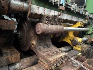 Fabrication de extrudeuse de profilés en aluminium 638T Machine d'extrusion de profilés en aluminium <span class=keywords><strong>Presse</strong></span> d'extrusion de profilés en aluminium - Product Image 3
