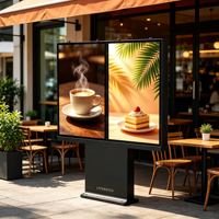 Écran LCD numérique extérieur ultra-plat de 49 pouces IP66, kiosque totem sur pied, écran de jonction lisible au soleil pour usage commercial en rue