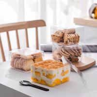 Boîtes carrées en plastique pour desserts avec couvercles, boîtes transparentes pour les récipients alimentaires cuits au four, cookie tiramisu