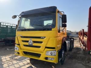 Camion tracteur d'occasion Sinotruk Euro2 Diesel 6X4 à direction à gauche HOWO 10 roues avec capacité de charge de 21-30T, 371 ch, caméra arrière 360° - Product Image 2