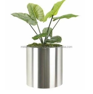 Jardinière décorative moderne en métal vintage en fer martelé galvanisé pour balcon, décoration de jardin, pots de plantes pour le dernier espace extérieur - Product Image 2