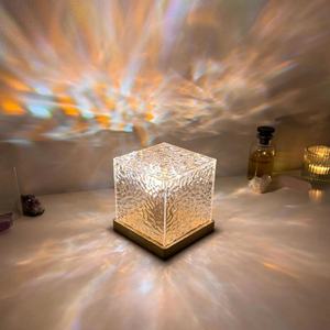 Lámpara LED de Cristal Aurora Giratoria de 16 Colores, Efecto Dinámico de Ondas de Agua Azules, Cubo Proyector de Luz Nocturna - Product Image 3