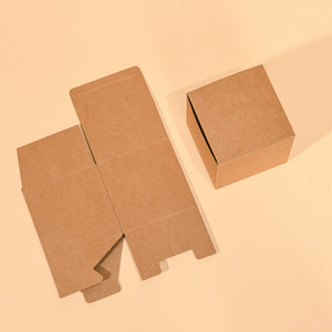 Direkte Werks versorgung <span class=keywords><strong>8</strong></span>-Zoll-Dessert-Pappkarton Lebensmittel freundlicher Ordner typ für Kuchen Cupcake Hot Sale Präge druck - Product Image 1