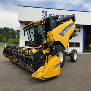 Achetez des machines agricoles originales, assez utilisées, bon marché, combinez une moissonneuse avec une tête de 14 pieds, à vendre