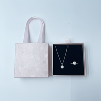 Boîte à bijoux personnalisée pour montre, collier, boucles d'oreilles, boîte cadeau, boîte à bague exquise, boîte à bijoux avec ruban et couvercle rabattable, avec logo