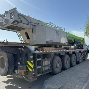 Grue mobile sur camion de 200 tonnes ZOOMLION 2022 d'occasion, flèche principale de 85 m, flèche télescopique à 2 sections, grue hydraulique - Product Image 6