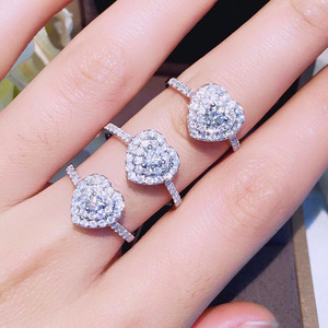 Anello a Forma di Cuore per Donne, Delicato Stile Coreano, Accessorio Romantico alla Moda per Feste, Regalo - Product Image 2