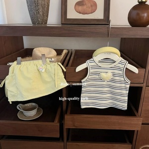 Vêtements d'été pour enfants filles, ensemble haut sans manches à rayures colorées et jupe à cordon de serrage, tenues décontractées pour enfants - Product Image 1