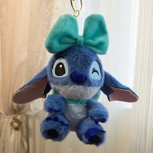 Lindo colgante <span class=keywords><strong>de</strong></span> peluche <span class=keywords><strong>de</strong></span> <span class=keywords><strong>Stitch</strong></span> con lazo, muñeco pequeño <span class=keywords><strong>para</strong></span> bolso, muñeco <span class=keywords><strong>de</strong></span> máquina <span class=keywords><strong>de</strong></span> garras, venta al por mayor - Product Image 4