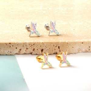 Boucles d'oreilles clous pour enfants et bébés, en acier inoxydable plaqué or 18 carats, motifs papillon, oiseau, pingouin, adorables et fantaisie - Product Image 2