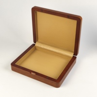 Boîte à chocolat rectangulaire en bois plaqué personnalisée, gravée, avec couvercle creux découpé au laser, fermeture magnétique, doublure en PU, Ramadan, Eid, luxe