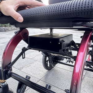 รถเข็นกึ่งคาร์บอนสำหรับตลาดโลก ล้อแมกนีเซียมกันกระแทก และแบตเตอรี่แบบถอดเร็ว - Product Image 4