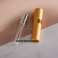 Atomiseur de parfum en verre plat OEM 8 ml, flacon pulvérisateur de voyage de poche, pulvérisateur à pompe, logo personnalisé imprimé, diffuseur à bâtonnets