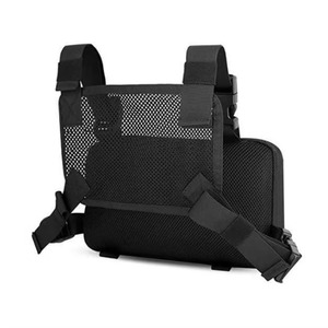 Bolsa táctica de pecho para senderismo y camping al aire libre, personalizada por fábrica BSCI, con bolsillo frontal y estilo militar. - Product Image 2