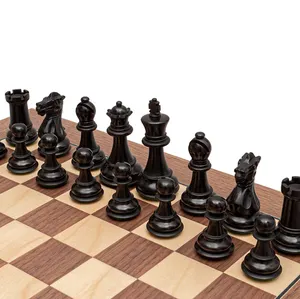Jogo de tabuleiro de xadrez feito à mão, torneio de madeira antigo para crianças e adultos ao ar livre