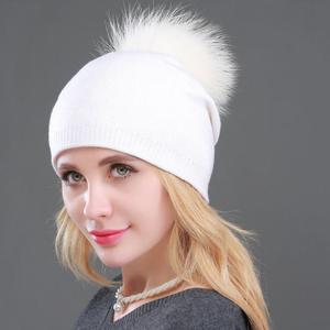Nouveau <span class=keywords><strong>bonnet</strong></span> en tricot d'hiver pour femmes, mode, véritable fourrure de raton laveur, <span class=keywords><strong>pompon</strong></span>, <span class=keywords><strong>bonnet</strong></span> en <span class=keywords><strong>cachemire</strong></span> et laine, <span class=keywords><strong>bonnet</strong></span> ample - Product Image 1