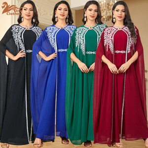 Vêtements islamiques de haute qualité pour femmes musulmanes Vente en gros en usine Costume de soirée deux pièces à manches longues manches chauve-souris Abaya turque pour voiles - Product Image 1
