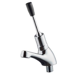 Grifo de palanca para lavabo de 26 cm de longitud con acabado cromado - Product Image 1