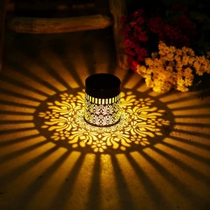 Lámpara de Pared Exterior Solar, Impermeable, con Sensor de Movimiento, Lámpara de Jardín con Patrón Mandala, Farol de Pared de Hierro para Patio, Terraza o Jardín - Product Image 5