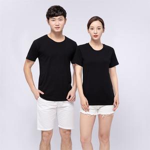 เสื้อยืดคอกลม ผ้าคอตตอนหวี 100% สีพื้น ทรงลำลอง ใส่สบาย ไม่ยับ ระบายอากาศดี ชุดคู่พ่อแม่ลูก พร้อมโลโก้สั่งทำ - Product Image 4