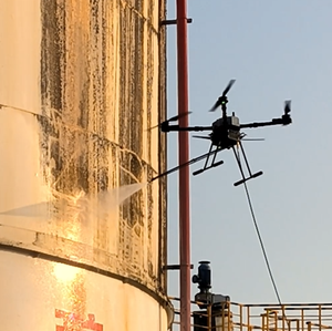 Dron de Limpieza Profesional JIUSI D15R para Limpieza de Ventanas, Fachadas y Edificios - Product Image 3