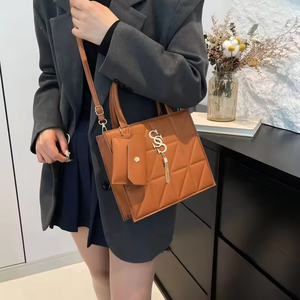 Popüler PU deri 2 adet 1 takım ile bayan çanta moda kadın hafif rahat omuz çantaları lüks püskül - Product Image 4