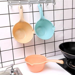 Plastic Water Scoop Thickened Long Handle Large Capacity For Kitchen Bath Use - Product Image 4