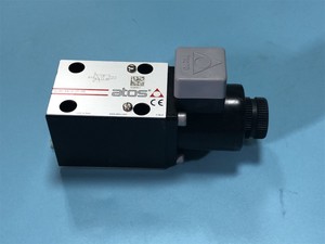 โซลินอยด์ควบคุมทิศทาง ATOS DLOH-3A-U-21-PE-24DC แรงดัน 350 บาร์ อัตราการไหล 12 แกลลอนต่อนาที - Product Image 3