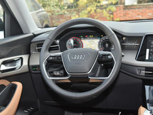 <span class=keywords><strong>2024</strong></span> <span class=keywords><strong>AUDI</strong></span> <span class=keywords><strong>Q6</strong></span> 2.0T 2.5T 299HP V6 moyen et grand SUV qua ttro voitures à essence 4WD d'occasion et neuves 6 places 7 places de Chine - Product Image 5