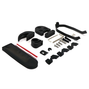 Soporte de guardabarros trasero original al por mayor para <span class=keywords><strong>Xiaomi</strong></span> M365 <span class=keywords><strong>Pro</strong></span> US Scooter eléctrico guardabarros de monopatín para patinetes - Product Image 3
