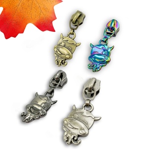 Glissières de fermeture éclair pour sacs, design adorable vache, tendance - Product Image 6