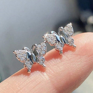 Orecchini a farfalla eleganti e raffinati da donna, gioielli per l'orecchio da indossare tutti i giorni, per feste, come accessorio regalo - Product Image 1