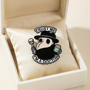 1 unidade Broche Estilo Sombrio Doutor da Peste, Crachá com Slogan Divertido, Pin Versátil para Roupas e Mochilas, Acessório Moderno e Estiloso para Presente - Product Image 5