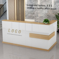 Comptoir d'accueil pour magasin de vêtements, comptoir de caisse d'angle, salon de beauté, réception d'hôtel, barbershop, bar, simple et minimaliste