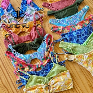 Conjunto de Bikini de Poliéster Ecológico de Alta Calidad, Personalizado con la Marca del Fabricante, Estampado para Ropa de Playa - Product Image 1