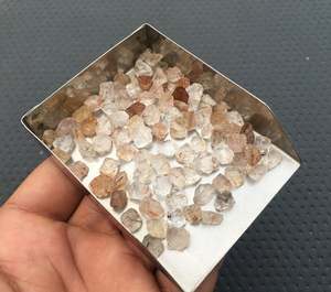 Incroyable, magnifique, cheveux uniques, Quartz, 50 pièces, cuivre naturel, Rutile, pierre précieuse en vrac, minuscule, brut, vente en gros - Product Image 2