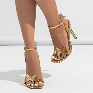 รองเท้าแตะส้นเข็มของผู้หญิงสายรัดข้อเท้าประดับผีเสื้อนิ้วเท้าสี่เหลี่ยม - Product Image 6