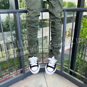 Nuevos Jeans Apilados de Mezclilla con Estilo Desgarrado Personalizado - Product Image 5