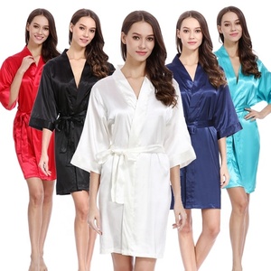 Robe <span class=keywords><strong>de</strong></span> mariée et <span class=keywords><strong>de</strong></span> demoiselle d'honneur <span class=keywords><strong>de</strong></span> luxe grande taille pour femme, peignoir kimono en satin <span class=keywords><strong>de</strong></span> soie pour la mariée et la fête nuptiale, vêtement <span class=keywords><strong>de</strong></span> nuit - Product Image 2