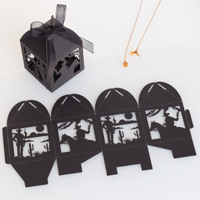 Boîte à bonbons pour fête de fin d'année, motif Cheval Doré Chevalier Noir, en papier nacré, plateau pliant, design ajouré découpé au laser