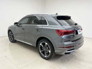 <span class=keywords><strong>Audi</strong></span> <span class=keywords><strong>Q3</strong></span> 2022 35 TFSI Fashion Dynamic Usado en Buenas Condiciones con Pintura Original - Product Image 3