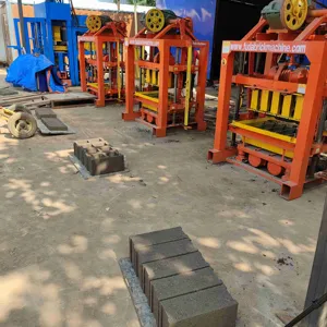 Mattonella macchina per la produzione di blocchi cavi qtj4-40b2 i prezzi della macchina per lo stampaggio di mattoni di cemento in qtj4-40 ghana