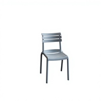 Chaises en plastique modernes et minimalistes multifonctionnelles pour la maison, chaises de salle à manger, chaises pour cafés, salons de thé, chaises de patio extérieures