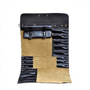 Étui de rangement pour couteaux de chef en cuir véritable avec protection et anti-odeurs, organiseur de voyage professionnel LBKR-0031 - Product Image 1