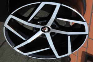 GPWLGZJ REP 6108 JWL VIA Pneus de voiture de tourisme Nouveau design de roue de voiture à moyeu de - Product Image 3