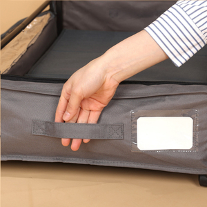 La boîte de <span class=keywords><strong>rangement</strong></span> <span class=keywords><strong>sous</strong></span> le <span class=keywords><strong>lit</strong></span> a des roues et est utilisée pour ranger et organiser les vêtements, les <span class=keywords><strong>chaussures</strong></span>, les draps et les livres - Product Image 4