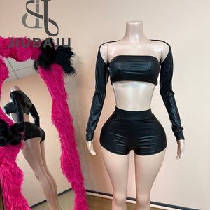 Completo in <span class=keywords><strong>Pelle</strong></span> PU da Donna: Top Corto Senza Spalline + <span class=keywords><strong>Pantaloncini</strong></span> Aderenti, Outfit Sexy e alla Moda per Ragazze - Product Image 1